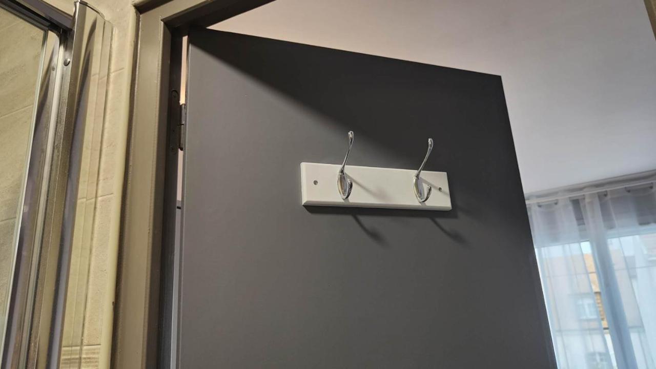 Chambre Pour 2 Personnes Avec Lit Separe Dans La Banlieue Parisienne Бонди Экстерьер фото